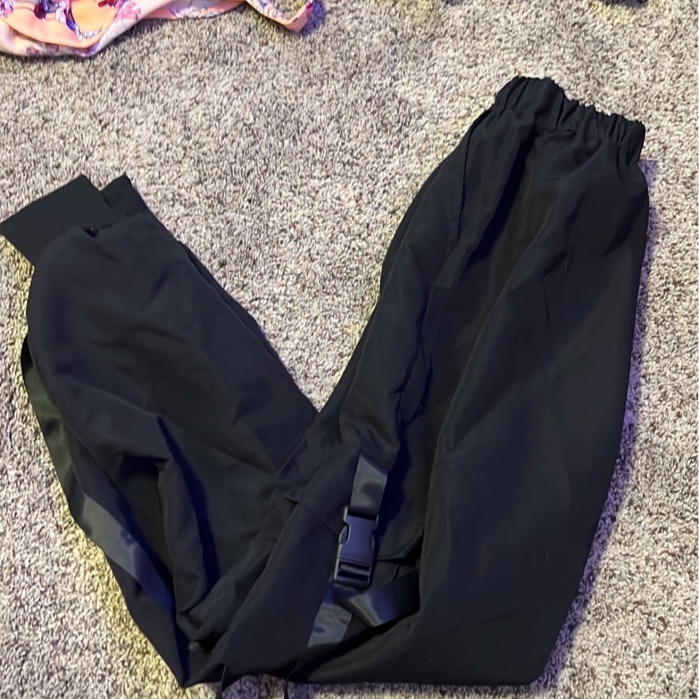 black shein cargo pants